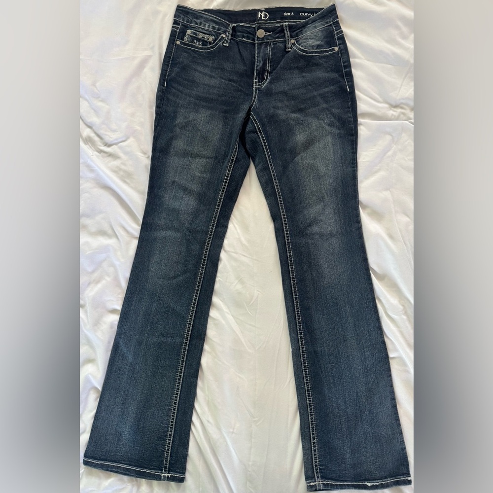ND Curvy Boot Jeans Size 6 Dark Wash Embellished Back Pocket Bootcut Stretch